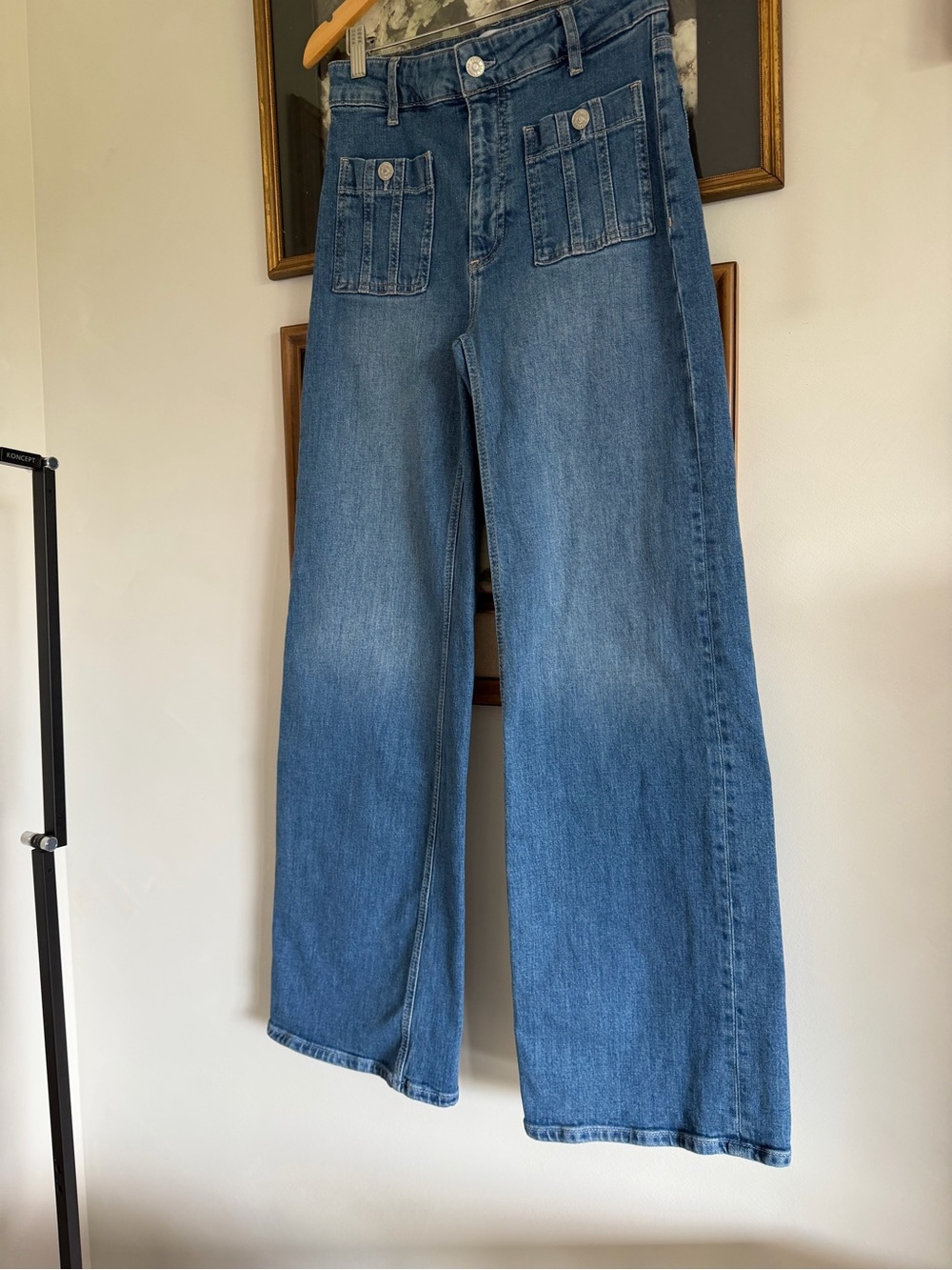 PAIGE Classic Wide-Leg High-Rise Jeans - Medium Blue - Picture 7 of 12